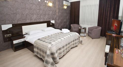 Sera Hotel
