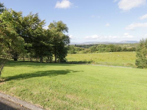 Vista exterior, Belladrihid Cottage in Ballaghadereen