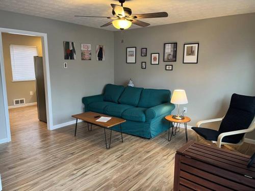 Carter #4 Two bedroom unit near Xavier Downtown, Cincinnati (photo 7)