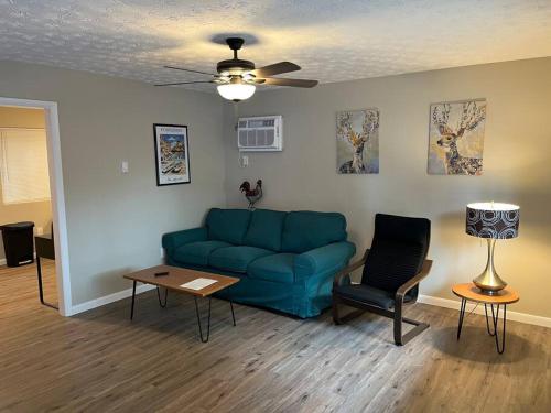 Carter #6 Two Bedroom Apartment near Xavier, Cincinnati (zdjęcie 2)