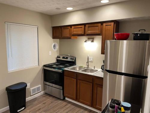 Carter #6 Two Bedroom Apartment near Xavier, Cincinnati (zdjęcie 4)