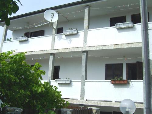  Apartments with a parking space Lopar, Rab - 12327 in Lopar