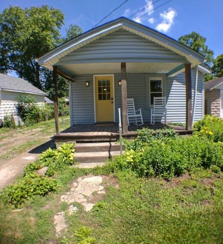 Harper Two Bedroom House in Historic Loveland in Symmes (OH)