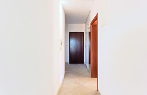 Family friendly apartments with a swimming pool Okrug Gornji Ciovo - 12377 - image 14