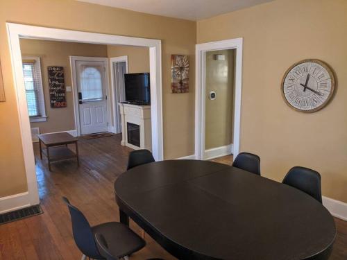 Ohio Ave 3 bed house Historic Downtown Loveland in Loveland, USA