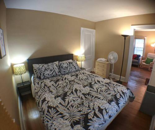 Ohio Ave 3 bed house Historic Downtown Loveland in Loveland, USA