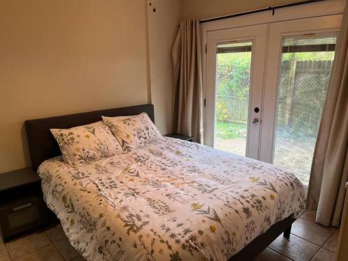 Park Ave 3 Bedroom House walk to Bike Trail in Symmes (OH)