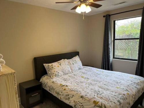 Park Ave 3 Bedroom House walk to Bike Trail in Symmes (OH)