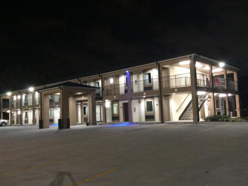 Paradise Inn & Suites - 출입구