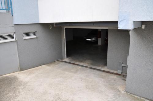 Apartments with a parking space Zadar - 12514 - image 7