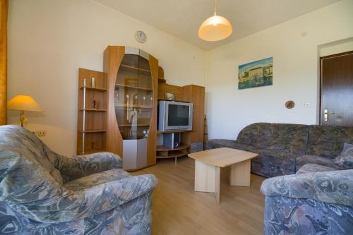 Apartments with a parking space Seget Vranjica Trogir - 12612 - image 5