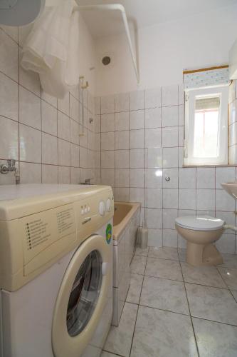 Apartments with a parking space Seget Vranjica Trogir - 12612 - image 9