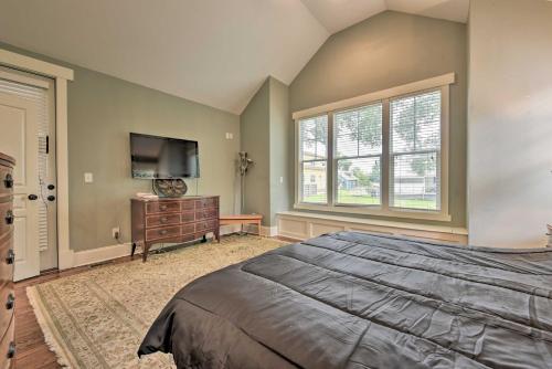 Charlotte Home with Deck in NoDa District - Near UNC! - image 2