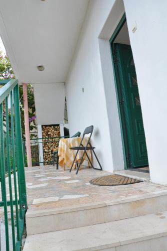 Apartments by the sea Poljica Trogir - 12653 - image 11