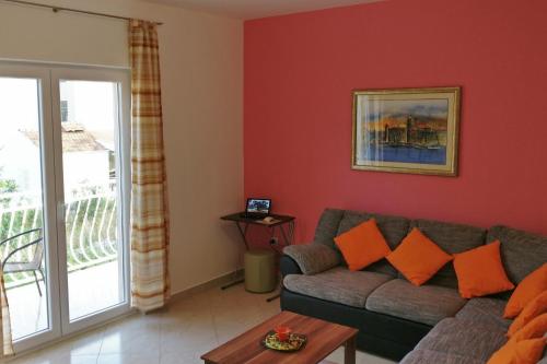 Apartments with a parking space Vinisce Trogir - 12676 - image 5