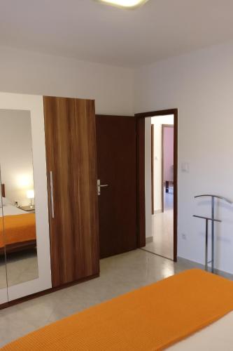 Apartments with a parking space Vinisce Trogir - 12676 - image 13