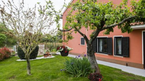 Holiday house with a parking space Valica Umag - 12681 - image 5