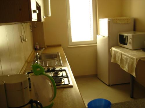 Apartments with a parking space Kastel Stari Kastela - 12691 - image 14