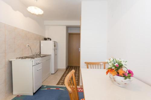 Holiday apartments Split - 12749 - image 14