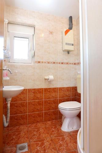 Apartments by the sea Seget Vranjica Trogir - 12760 - image 11
