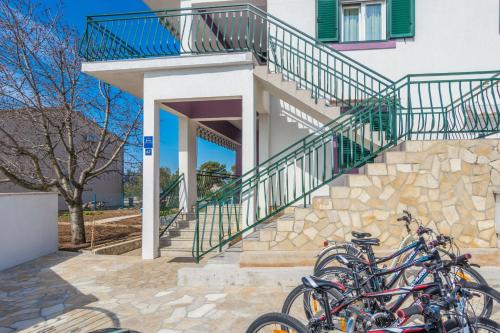 Apartments with a parking space Biograd na Moru Biograd - 12796 - image 3