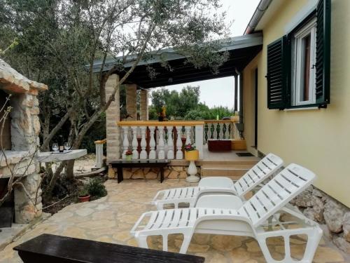 Secluded holiday house Cove Nevidjansko Polje Pasman - 12806 - image 13