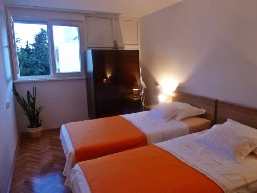 Apartments with WiFi Split - 12878 - image 8
