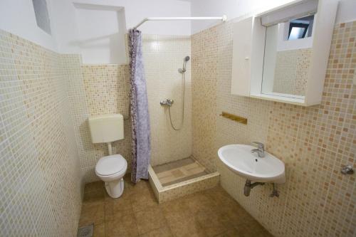 Family friendly seaside apartments Cove Rapak Hvar - 12779 - image 11