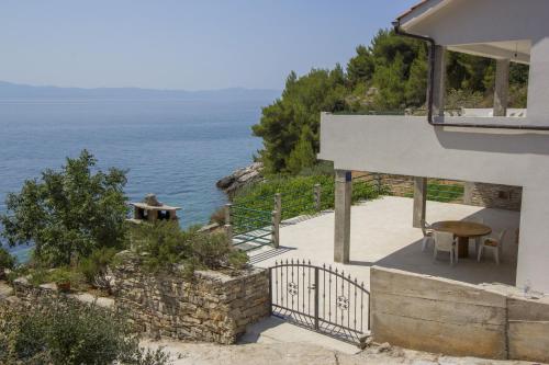 Family friendly seaside apartments Cove Rapak Hvar - 12779 - image 13