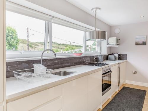 The Beach House Crantock - image 2