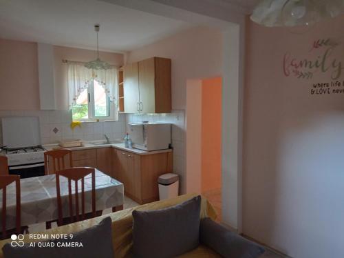 Three-Bedroom Apartment with Terrace image 9
