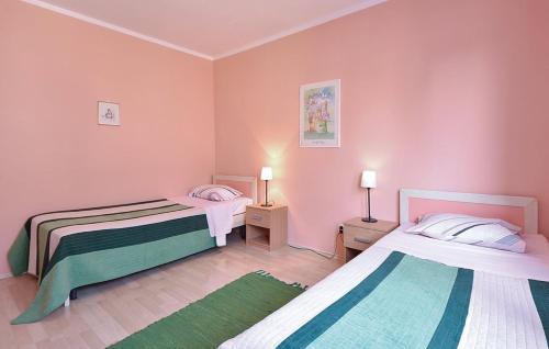 Apartments with a swimming pool Pula - 13020 - image 14