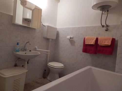 Apartments with WiFi Pula - 13049 - image 10