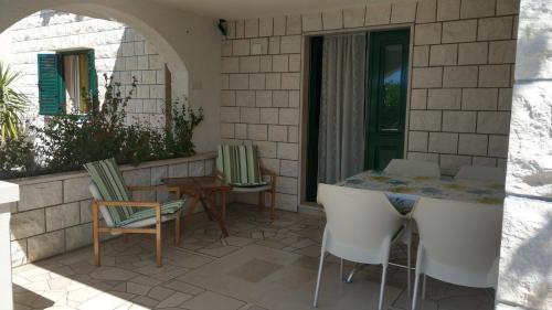 Two-Bedroom Apartment with Terrace image 3