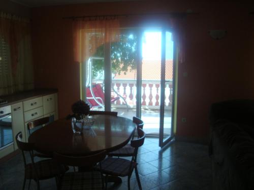 Apartments with a parking space Tribunj Vodice - 13137 - image 12