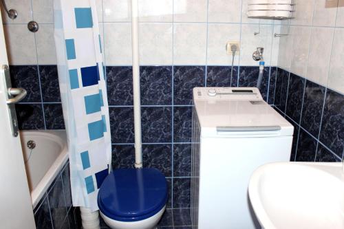 Apartments with WiFi Split - 13154 - image 9