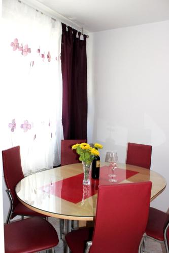 Apartments with WiFi Split - 13154 - image 10