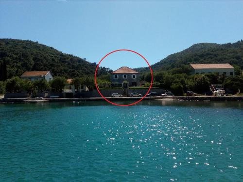 Apartments by the sea Broce, Peljesac - 13182 - Location saisonnière - Ston