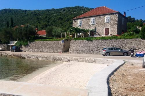 Apartments by the sea Broce, Peljesac - 13182 - Location saisonnière - Ston