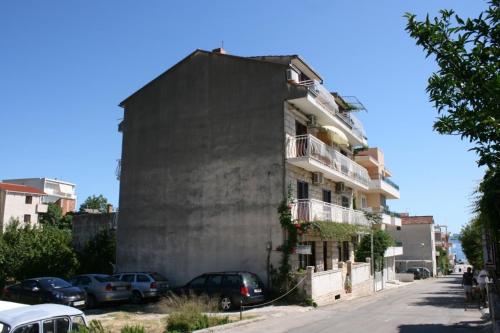 Apartments by the sea Podgora Makarska - 13216 - image 8