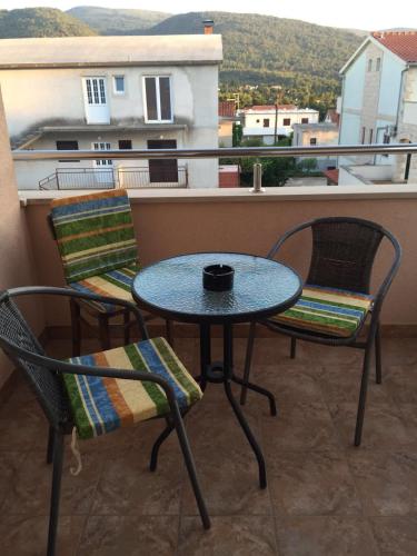 Apartments with a parking space Stari Grad Hvar - 13287 - image 11