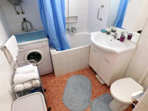 Apartments with WiFi Split - 13305 - image 7