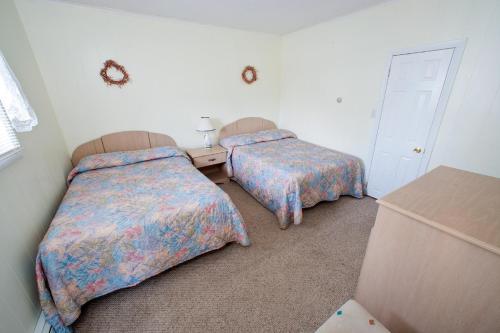 Beach Gardens Motel - image 5
