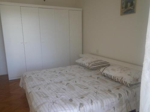 Apartments and rooms with parking space Hvar - 13296 - image 13