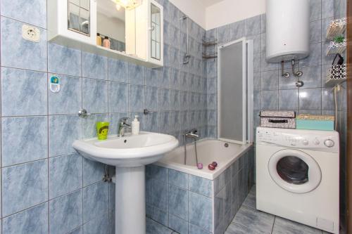Apartments with WiFi Split - 13415 - image 8