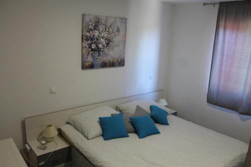 Apartments with a parking space Pula - 13416 - image 6