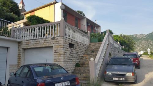 Apartments with a parking space Klis Split - 13435 - image 14