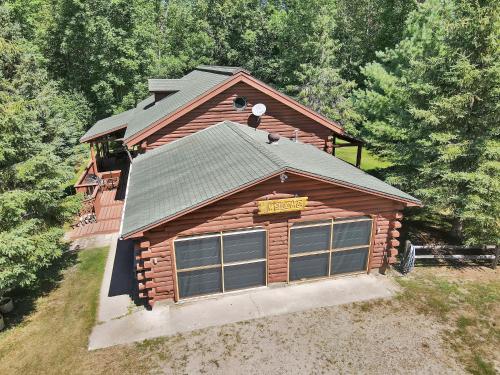 Blue Moon Resort & Motel in Hill City, USA
