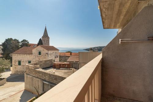 Apartments and rooms by the sea Sumartin, Brac - 13285