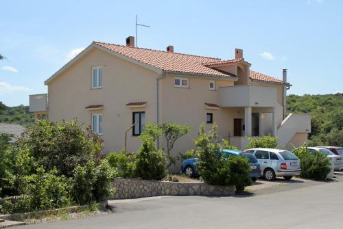  Rooms with a parking space Krk - 13553 in Vrh